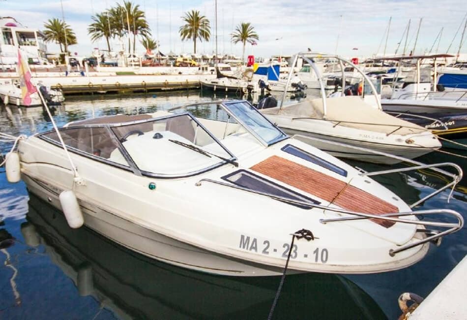 17.2 ft Jeanneau Cap Camarat 555 DC photo highlight 8
