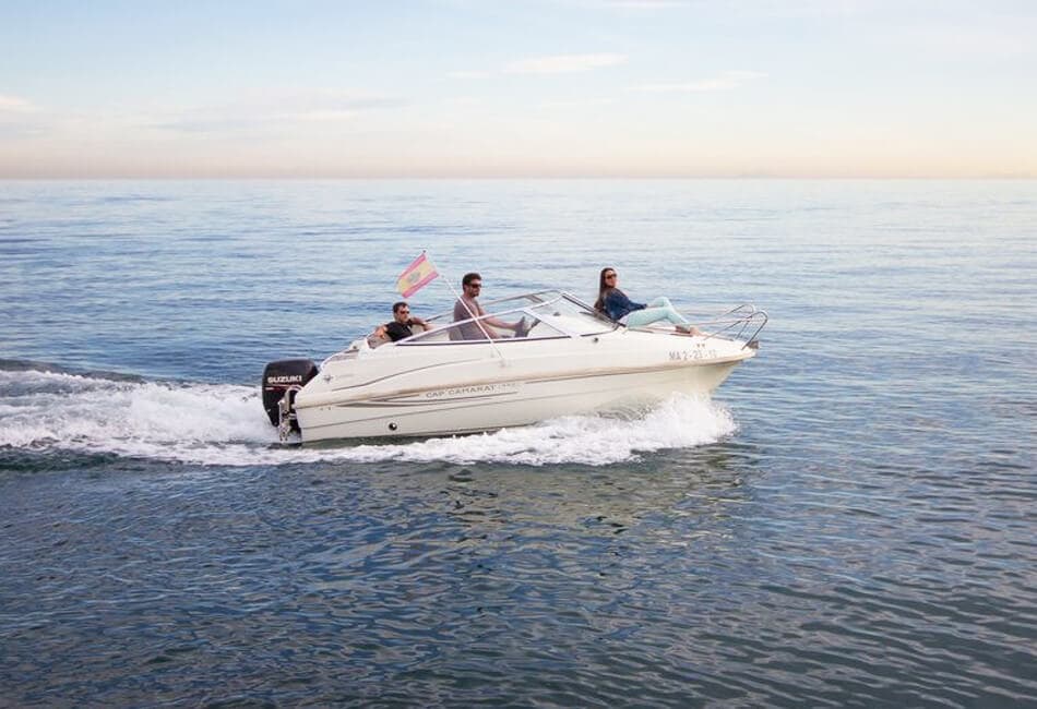 17.2 ft Jeanneau Cap Camarat 555 DC photo highlight 8