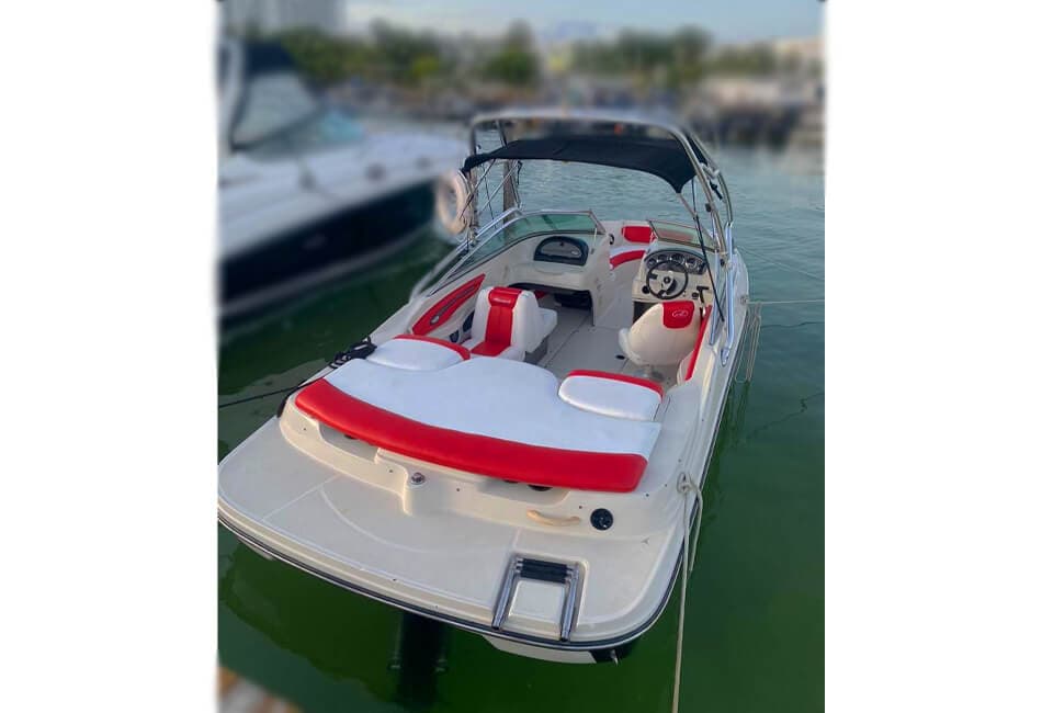 22 ft Sea Ray Sportster photo highlight 2