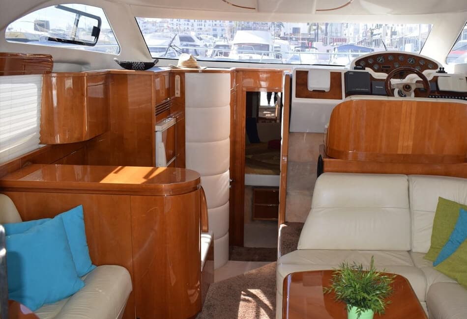 41 Ft Astondoa Motorboat photo highlight 9