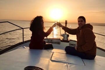 2-Hour Tour of Estepona Martingala Bay in destination